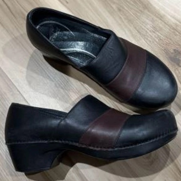 Dansko Shoes - Dansko Tenley Black & Brown comfort Slip-On Clog EU 38 Size US 7.5